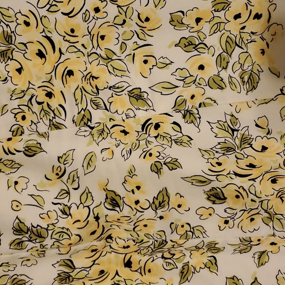 Spring/Summer Skirt with matching top - Picture 5 of 13